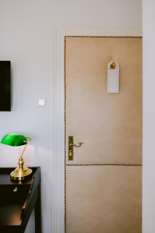 Boutique Hotel Villa Oberkassel Дюселдорф Екстериор снимка
